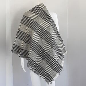 Wool Houndstooth Black/White Checked Scarf Wrap Throw 45" x 45"